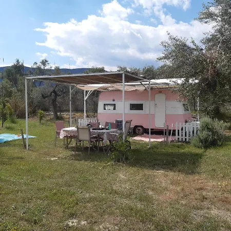 Campeggio Mary 's Retro Caravan *